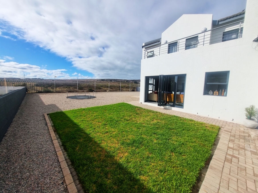 4 Bedroom Property for Sale in Country Club Western Cape
